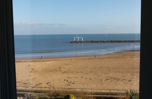 Woodhorn Casa | Casa frente al mar "Playas" con vistas completas al mar