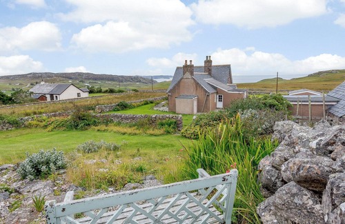 Oldshoremore Cabaña | The Old School House