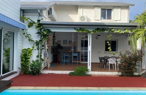 Le Centre Villa | Gde villa luxe piscine, ping p,jacuzzi, baby foot, 5 chambres clim 11 pers