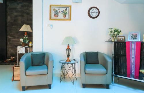 Losari Casa | Ge JacMart Homestay Makassar
