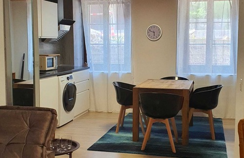 Orvin Apartamento | Geand 4.5 pc apartment in Orvin - Babylone