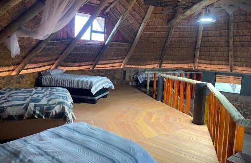 Joe Morolong Hotel | Gecko Accommodation