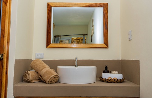 El Paredon Hotel | Gecko Hotel El Paredon