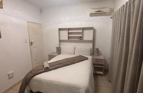Kareeberg Casa | Geelhout Guesthouse