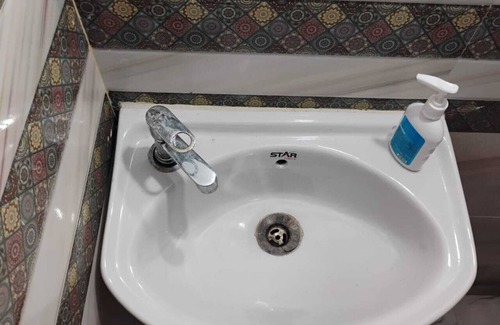 Faizabad Casa | Geeta Teerth Guest House