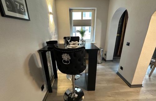 Nordliche Altstadt Apartamento | Geheimtipp KÖNIGSSTUHL - Altstadt-Apartment nahe Warnowufer
