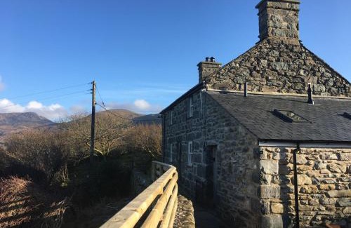 Llanbedr Casa | Gellibant Cottage