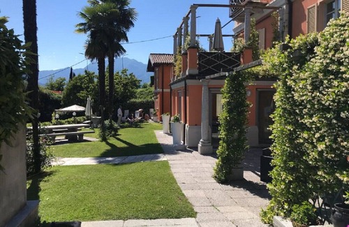 Pallanza Apartamento | Gelsomino 2 apartment with garden in Verbania