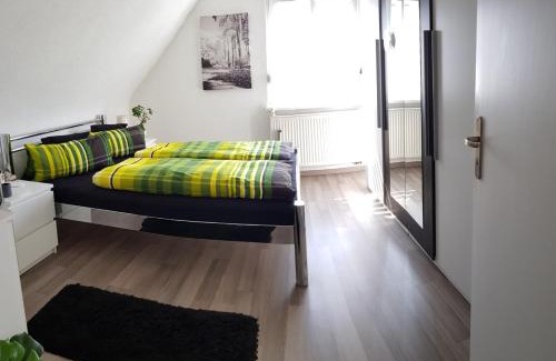 Untergruppenbach Apartamento | Gemütlich mit Blick auf die Burg.Autobahnanbindung