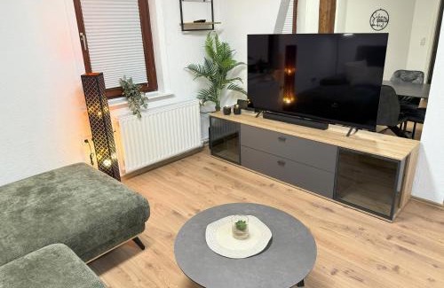 Hutzdorf Apartamento | Gemütlich, OLED-TV & XXL-Küche, familienfreundlich