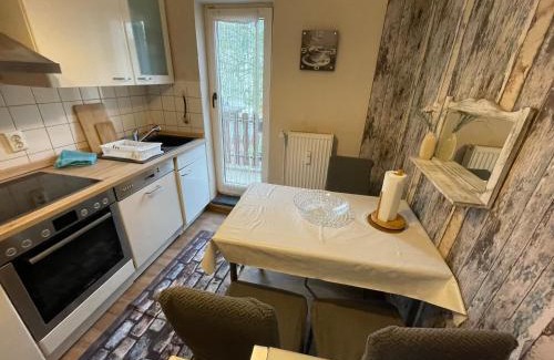 Klushof Apartamento | Gemütlich & Zentral - Familien-Oase mit Balkon,Waschmaschine, Trockner für 4 Personen
