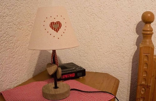 Au Apartamento | Gemütliche 2-ZimmerFerienwohnung im Schwarzwaldstil, stadtnah