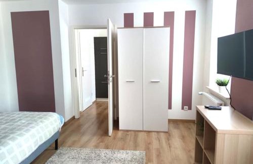 Vechelde Apartamento | Gemütliche Appartement 1 - mit Küche und Bad zur Eigennutzung -Schuster Homes-