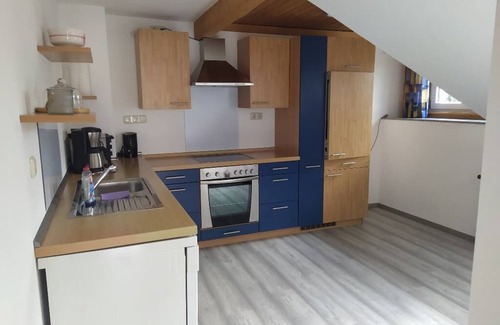 Obernzell Apartamento | Gemütliche Dachgeschossferienwohnung mit Platz für 1-6 Personen