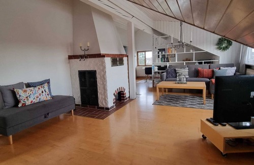 Tutzing Apartamento | Gemütliche Dachgeschosswohnung bei Tutzing am Starnberger See