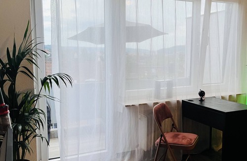 Saarbruecken Apartamento | Gemütliche Ferienwohnung mit Balkon