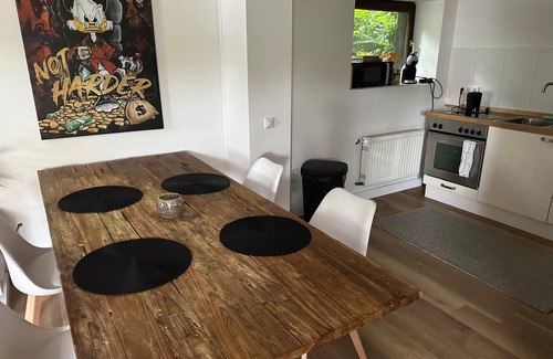 Metzkausen Apartamento | Gemütliche Ferienwohnung mit Nähe zu Düsseldorf