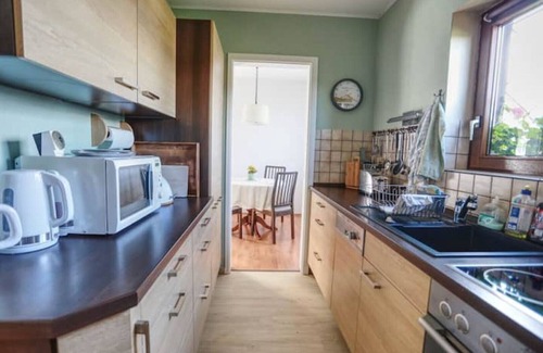 Ilmenau Apartamento | Gemütliche Ferienwohnung Elena 80m2, Terrasse, Garten, Parkplatz