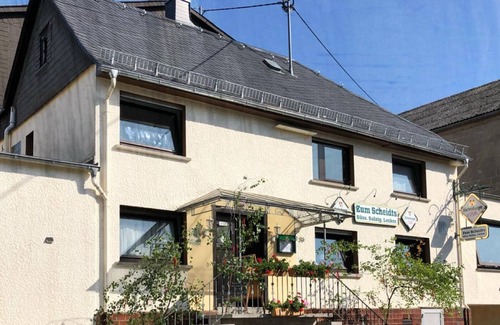 Scheidt Apartamento | Gemütliche Ferienwohnung für bis zu 8 Personen - Urlaub am Lahnwanderweg