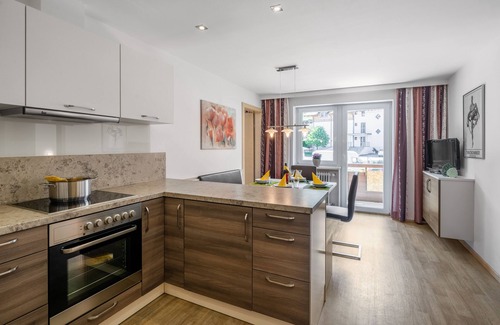 Kaprun Apartamento | Gemütliche Ferienwohnung mit Wohnküche und Zwei Schlaf- und Badezimmern!