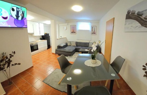 Parndorf Apartamento | Gemütliche Ferienwohnung Parndorf