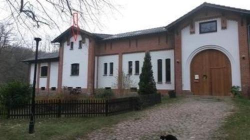 Kuchelmiss Apartamento | Gemütliche Ferienwohnung in Kuchelmiß mit Großem Garten