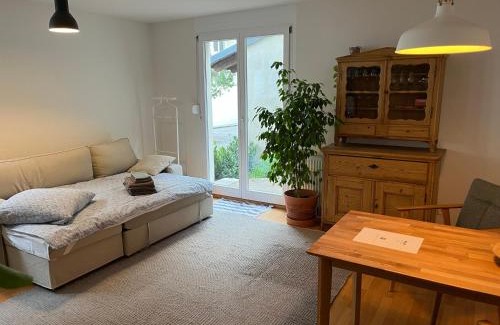 Loerrach Apartamento | Gemütliche Ferienwohnung im alten Ortskern von Tüllingen