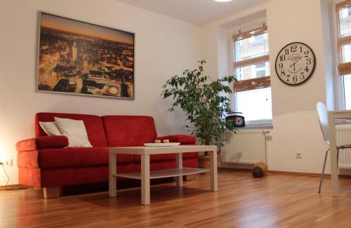 Lindenau Apartamento | Gemütliche FeWo mit Balkon