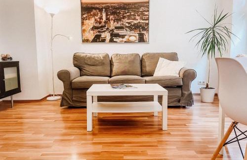 Lindenau Apartamento | Gemütliche FeWo mit Balkon
