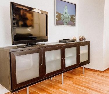 Lindenau Apartamento | Gemütliche FeWo mit Balkon
