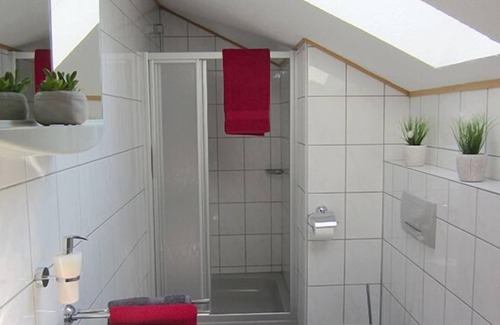 Hartkirchen Apartamento | Acogedor y luminoso apartamento en las próximas noches a los baños termales y campos de golf.