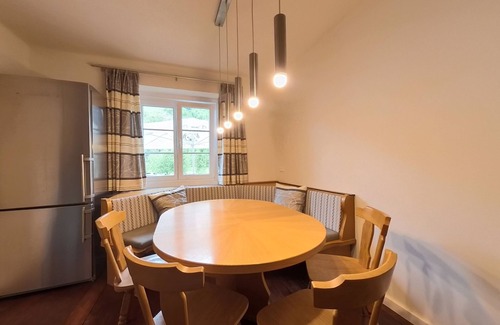 Mortschach Apartamento | Gemütliche Luxus Ferienwohnung im Ruhigen Mörtschach