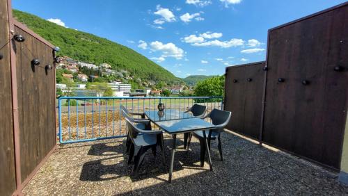 Bad Urach Apartamento | Gemütliche Maisonette mit Dachterrasse und Weitblick