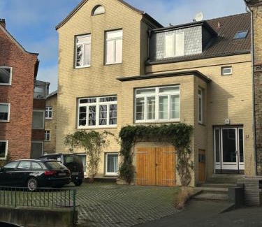 Kiel Apartamento | Gemütliche sanierte 1 Zimmer Wohnung mit privatem Parkplatz im Zentrum