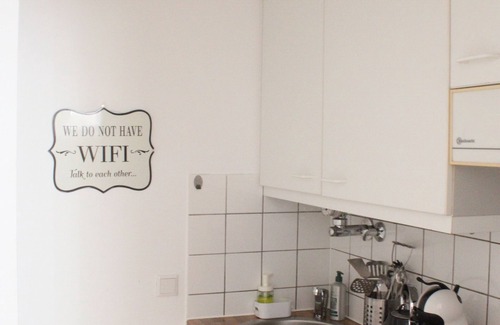 Am Westbad Apartamento | Gemütliche Wohnung mit Küche & WLAN nahe Tram/SBahn