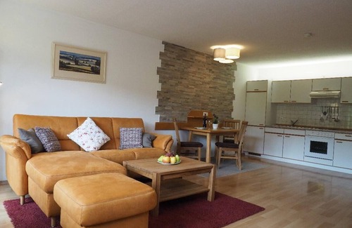 Lohberg Apartamento | Acogedor apartamento de 2 habitaciones con balcón orientado al sur para hasta 4 personas.