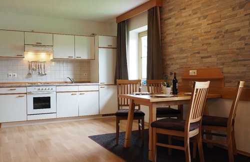 Lohberg Apartamento | Acogedor apartamento de 2 habitaciones con balcón orientado al sur para hasta 4 personas.