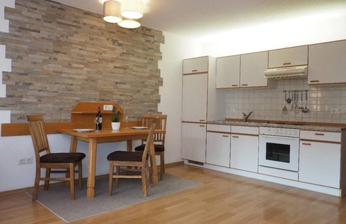 Lohberg Apartamento | Acogedor apartamento de 2 habitaciones con balcón orientado al sur para hasta 4 personas.