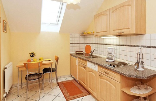 Bad Birnbach Apartamento | Aplicación acogedora. 58m² en el ático con balcón.