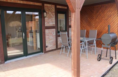 Kroepelin Casa | Gemütliches Appartement in Brusow mit Garten, cleaning included