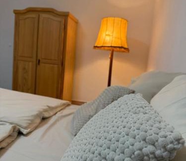 Alt-Knielingen Casa | Gemütliches Buchen Zimmer mit Gemeinschaftsbad