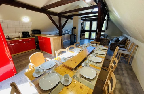 Elbingerode Casa | Gemütliches Ferienhaus für Große Gruppen Direkt am Wald und in der Nähe vom Bach