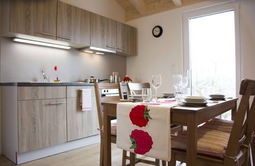 Zirndorf Apartamento | Acogedora casa de vacaciones (65 m²) con balcón y conexión inalámbrica a internet gratuita.