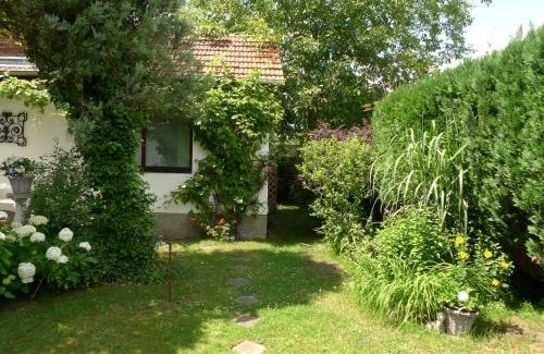 Bohnsdorf Casa | gemütliches Gästehaus Berlin Bohnsdorf, nähe Flughafen Schönefeld