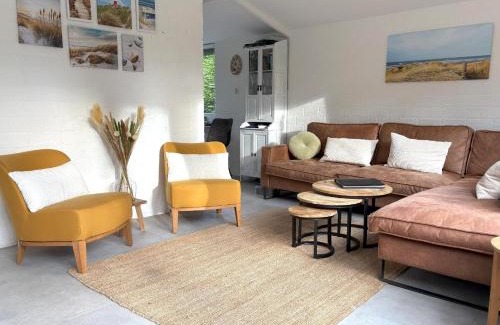 Warmenhuizen Casa | Gemütliches, helles Ferienhaus mit privatem Garten in gepflegtem Ferienpark