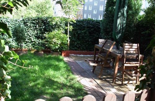 Kray Casa | Gemütliches Zimmer 2 Et Inkl Parkplatz nach Verfügbarkeit