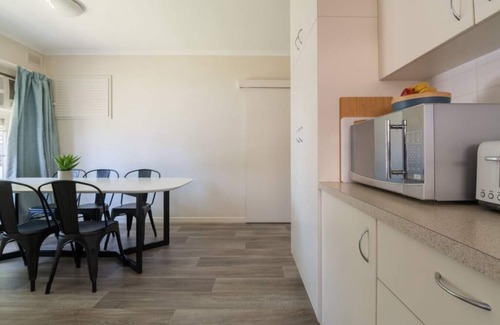 Glenelg Apartamento | Gem Apartment 5 - Courtyard I Beach I Wifi I Cafes