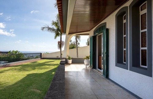 Sao Pedro Chalet De Esquí | Gem of a House by Madeira Sun Travel