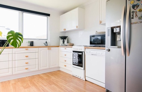 Glenelg East Casa | Gem on Maxwell - Summer holiday @ The Bay