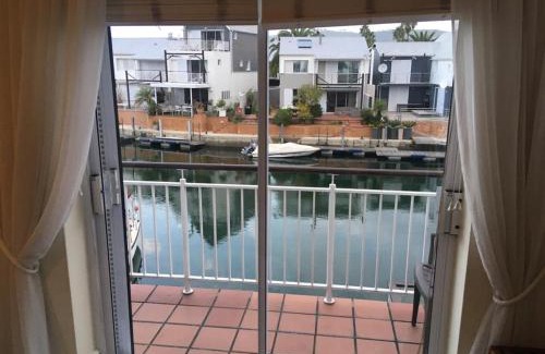 Knysna Central Apartamento | Gem Quays Waterfront one Bedroom